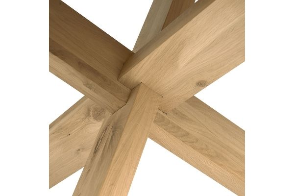 Ethnicraft Oak Round Dining Table
