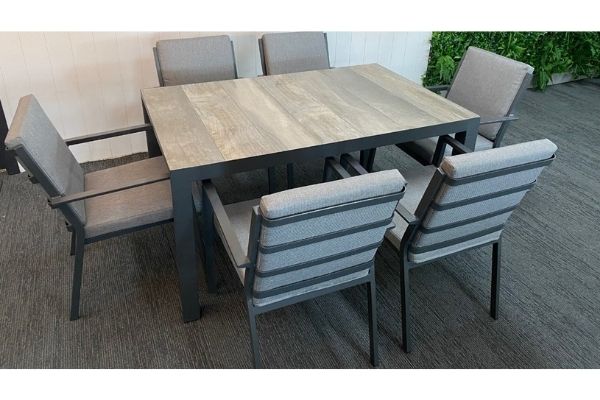 Memphis 140 x 90cm Rectangle Table