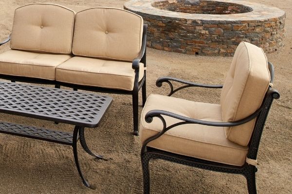 Nassau 2 Seater Traditional Outdoor Lounge